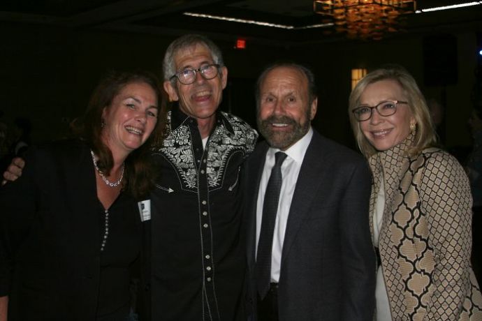 Auxiliary Fall Gala 2016: Diamonds and Denim