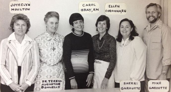 1979.Care Team volunteer nurses
